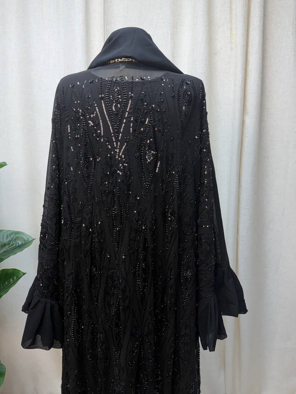 Noir Cascade Abaya