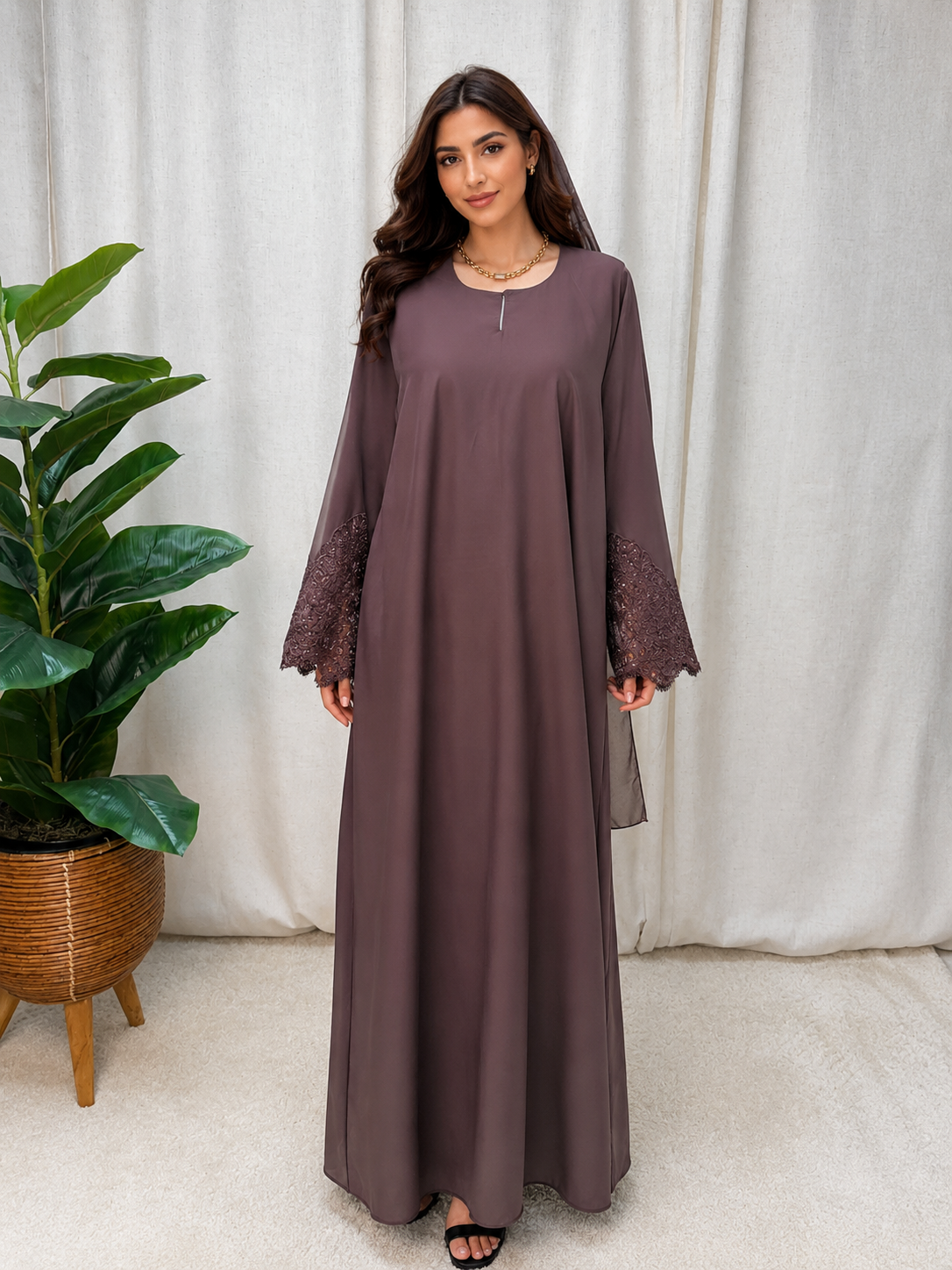 Tulle Cuff Closed Abaya