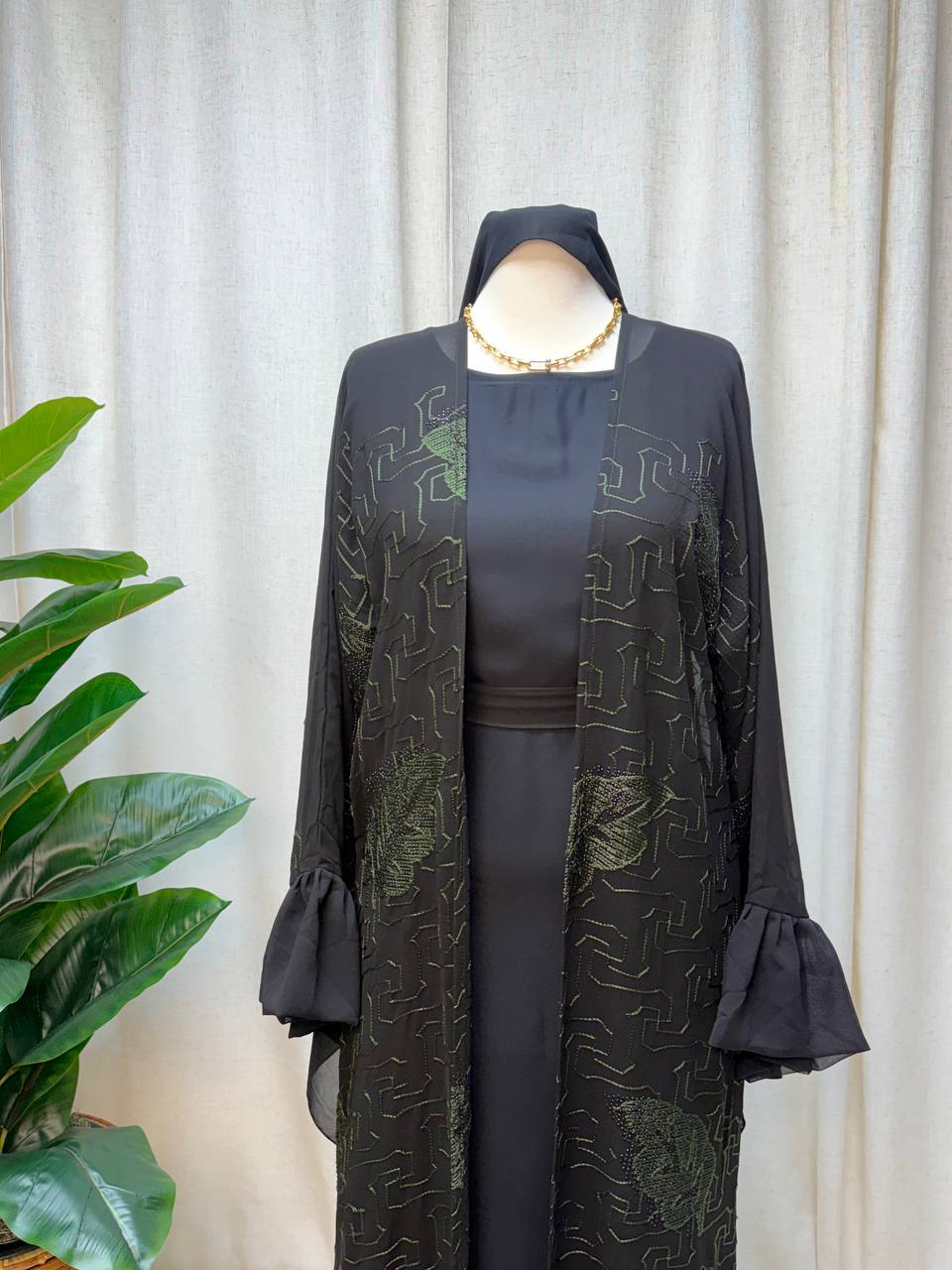 Layal Noir Abaya Set