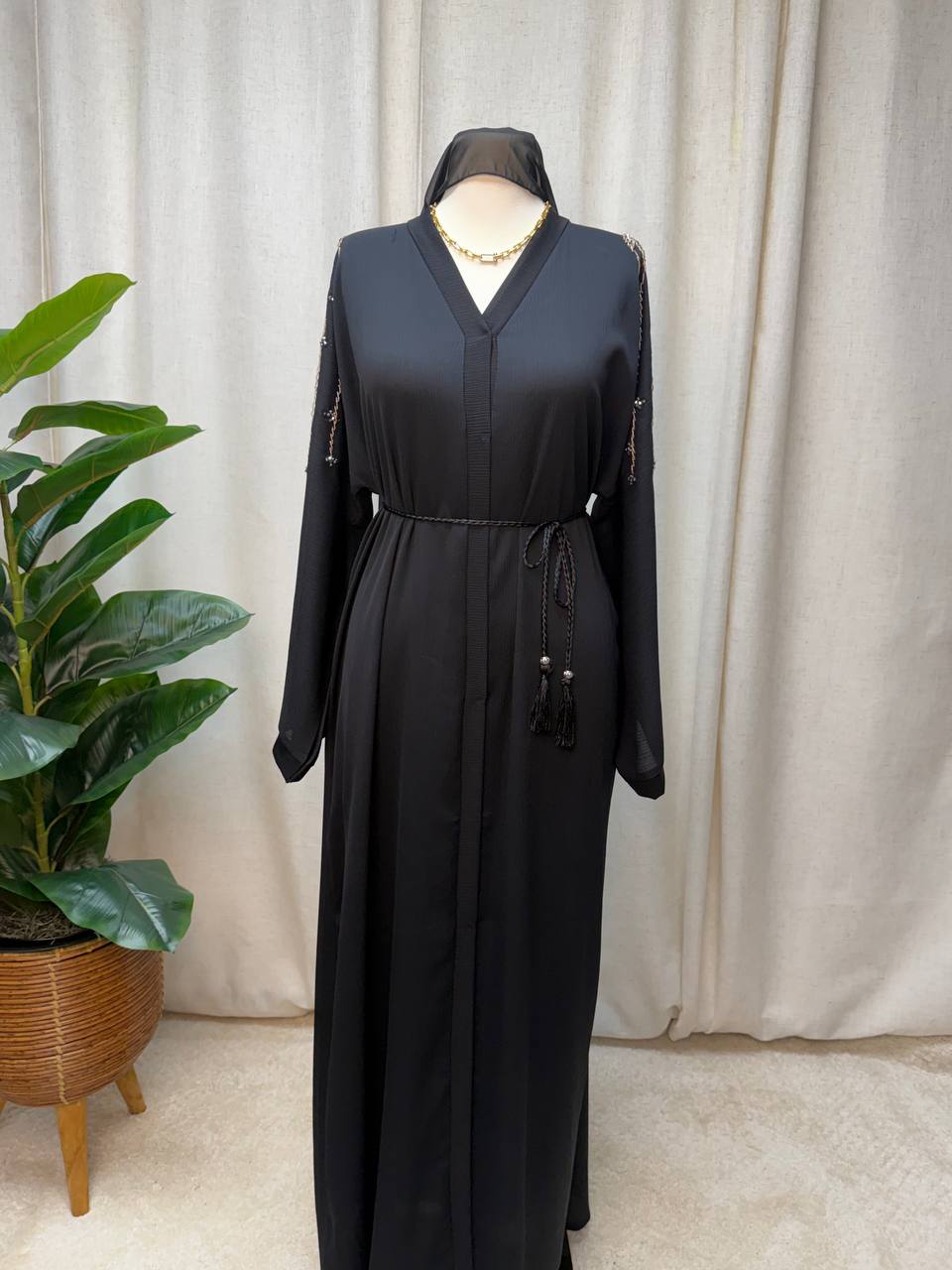 Noir Pearl Dubai Abaya
