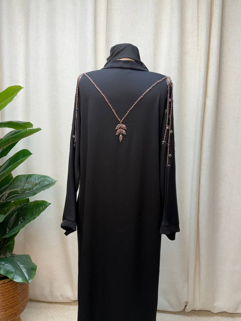 Noir Pearl Dubai Abaya