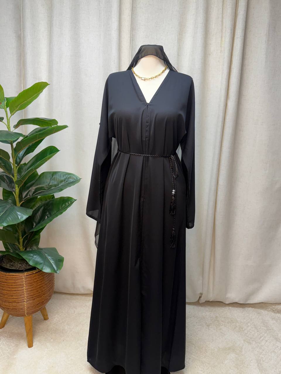 Sultana Noir Abaya