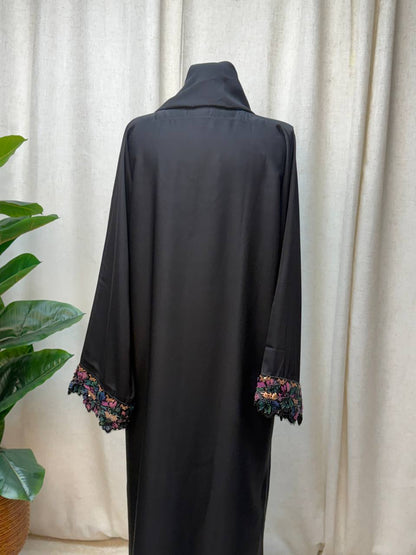 Lujain Noir Abaya