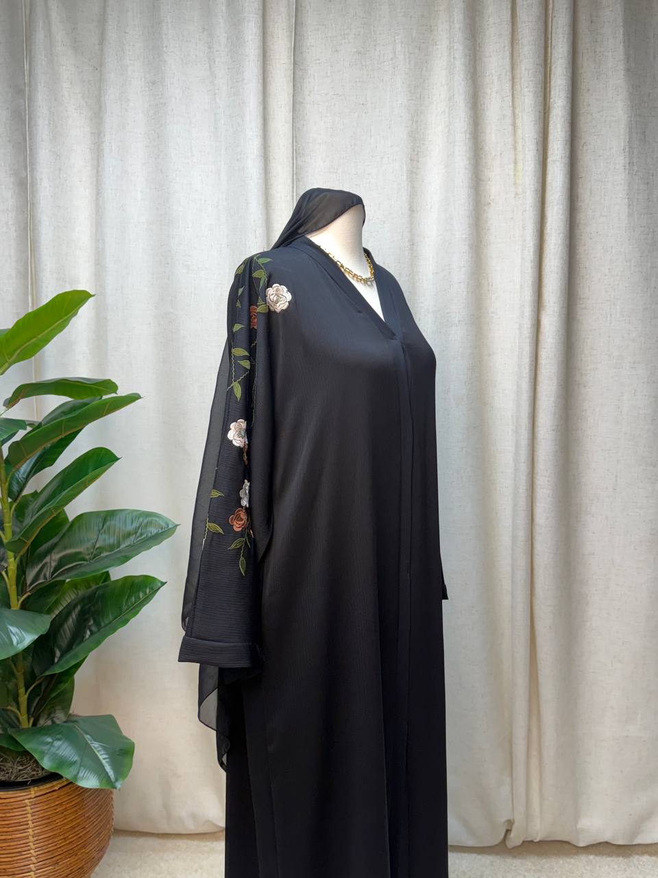 Liyana Bloom Abaya