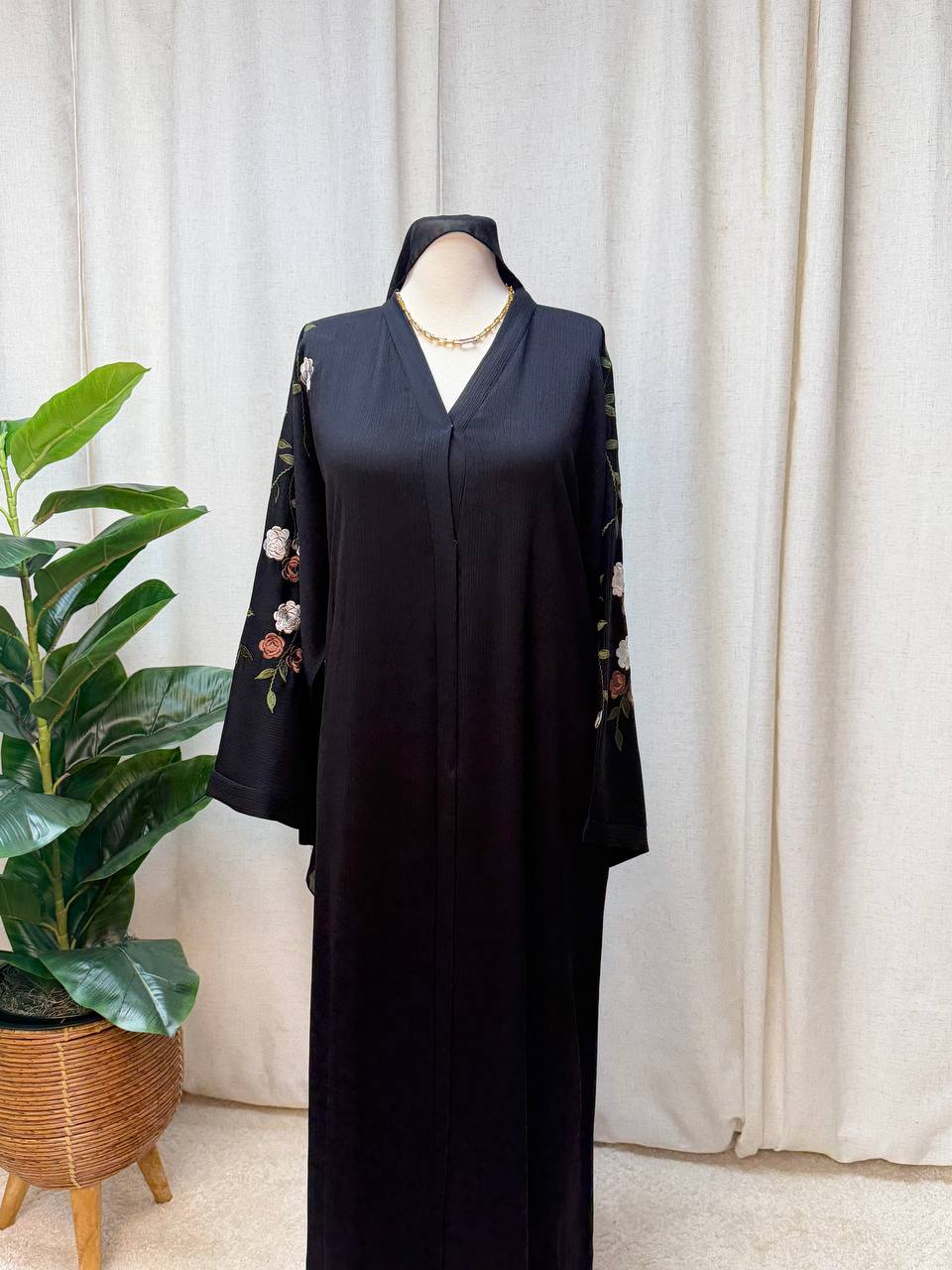 Liyana Bloom Abaya
