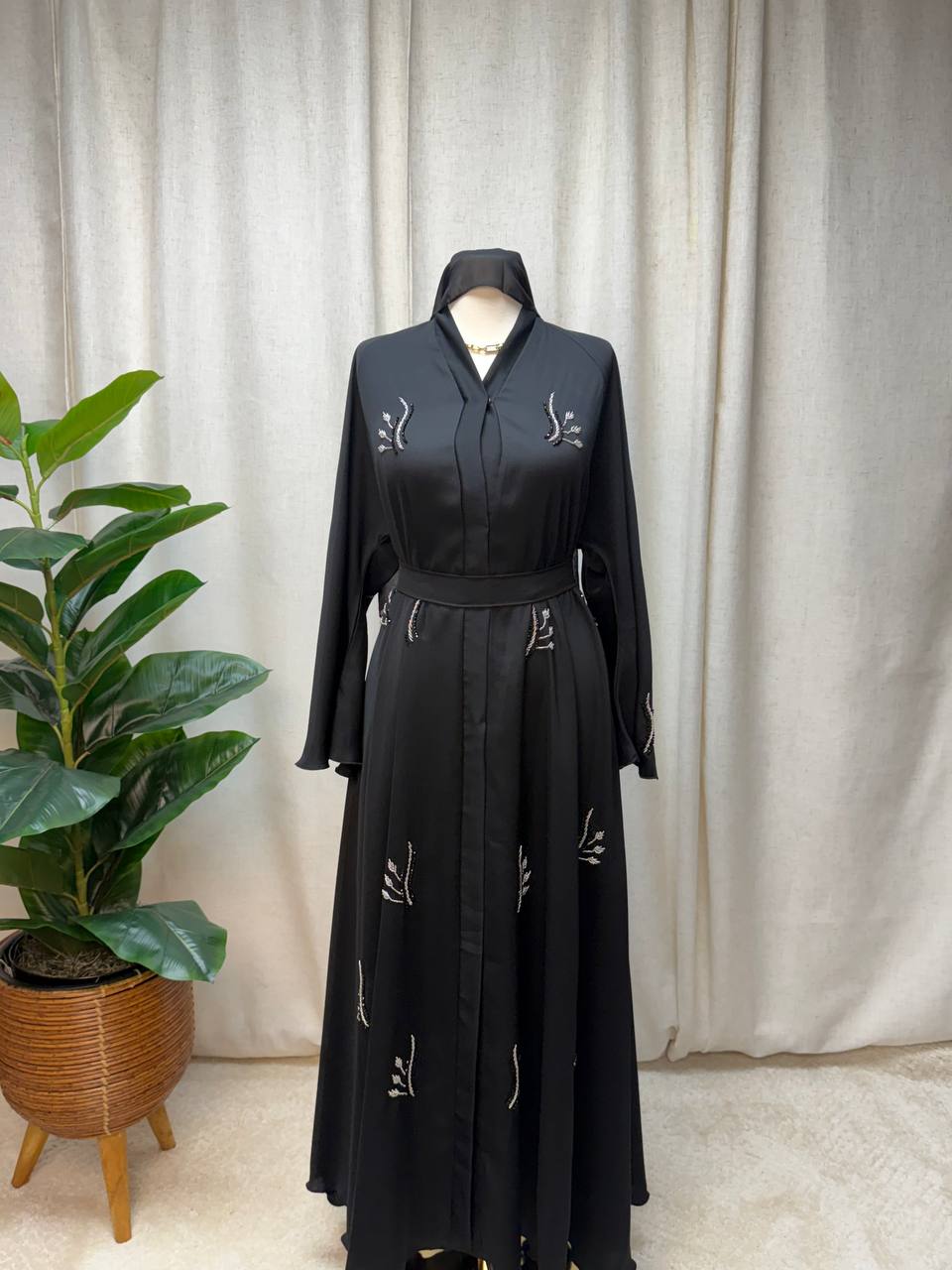 Zahra Glow Abaya