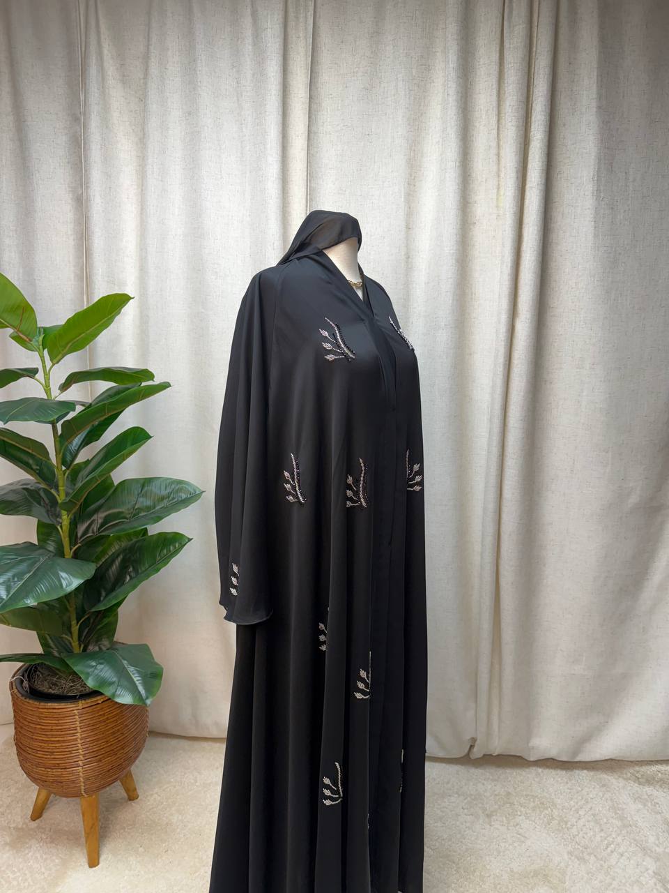 Zahra Glow Abaya