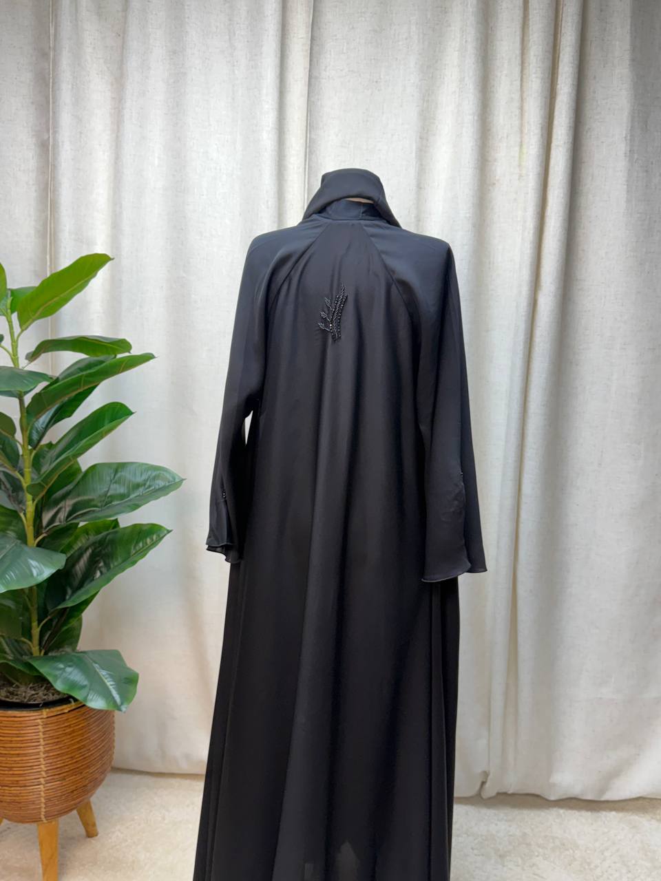 Zahra Glow Abaya