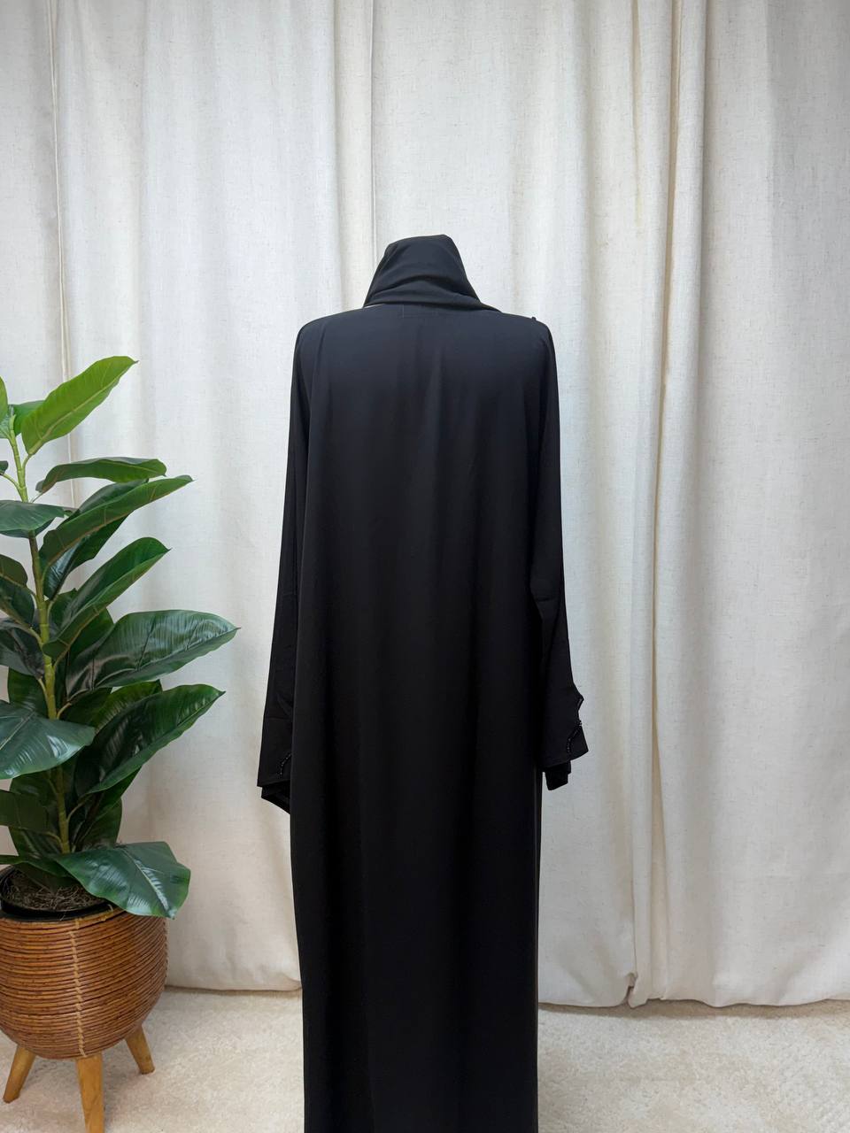 Floral Grace Abaya