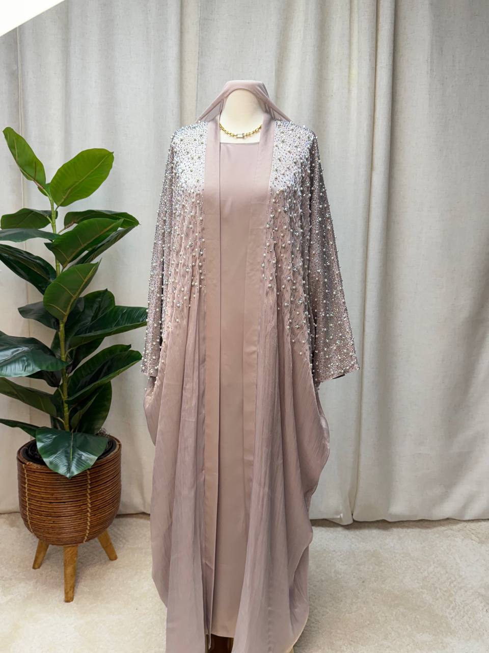 Pearl Aura Abaya Set