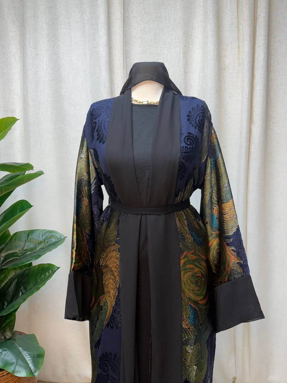 Royal Bloom Open Abaya