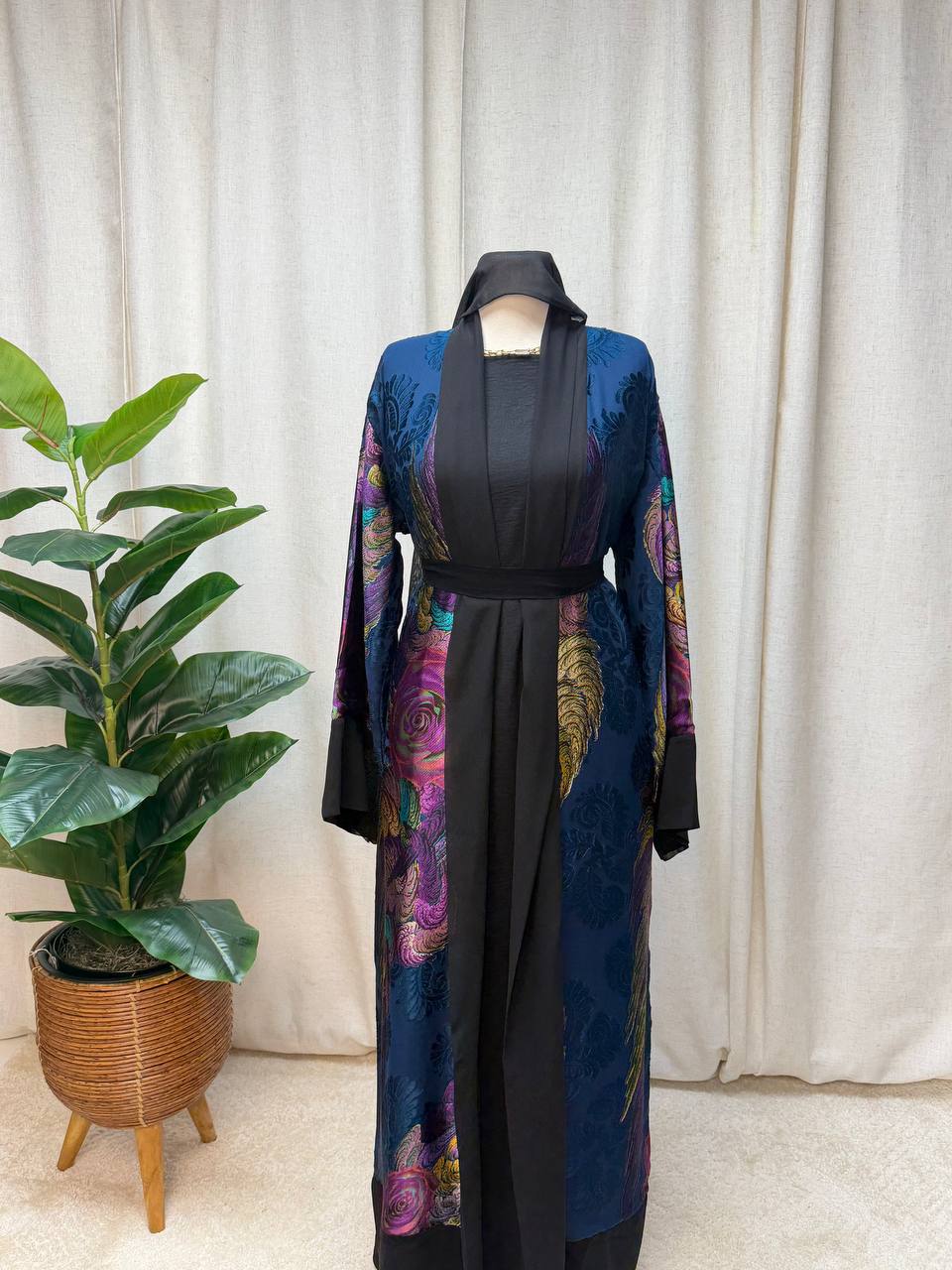 Royal Bloom Open Abaya