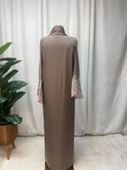 Tulle Cuff Closed Abaya