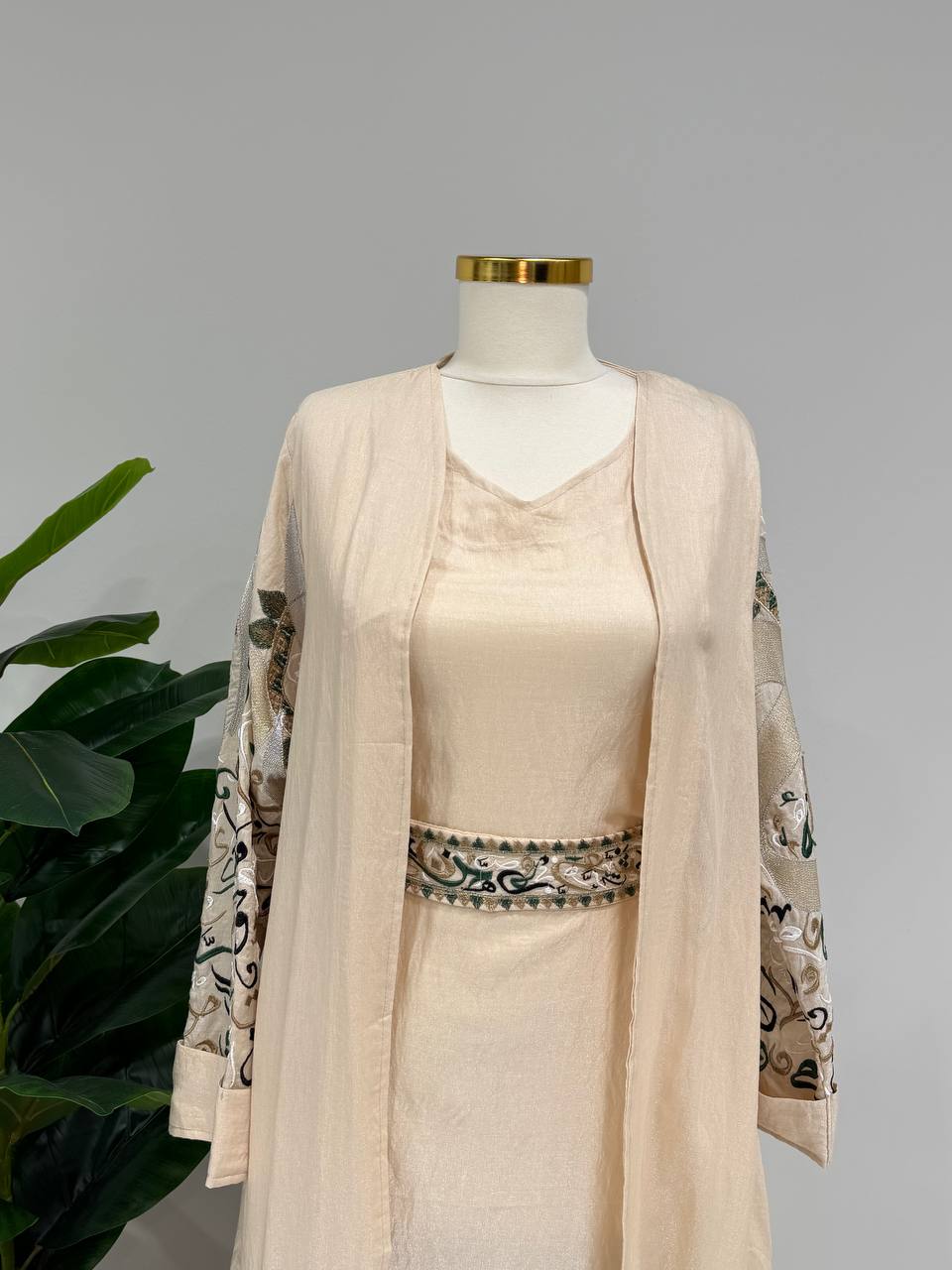 Al Huroof – 3 Piece Organza Linen Abaya