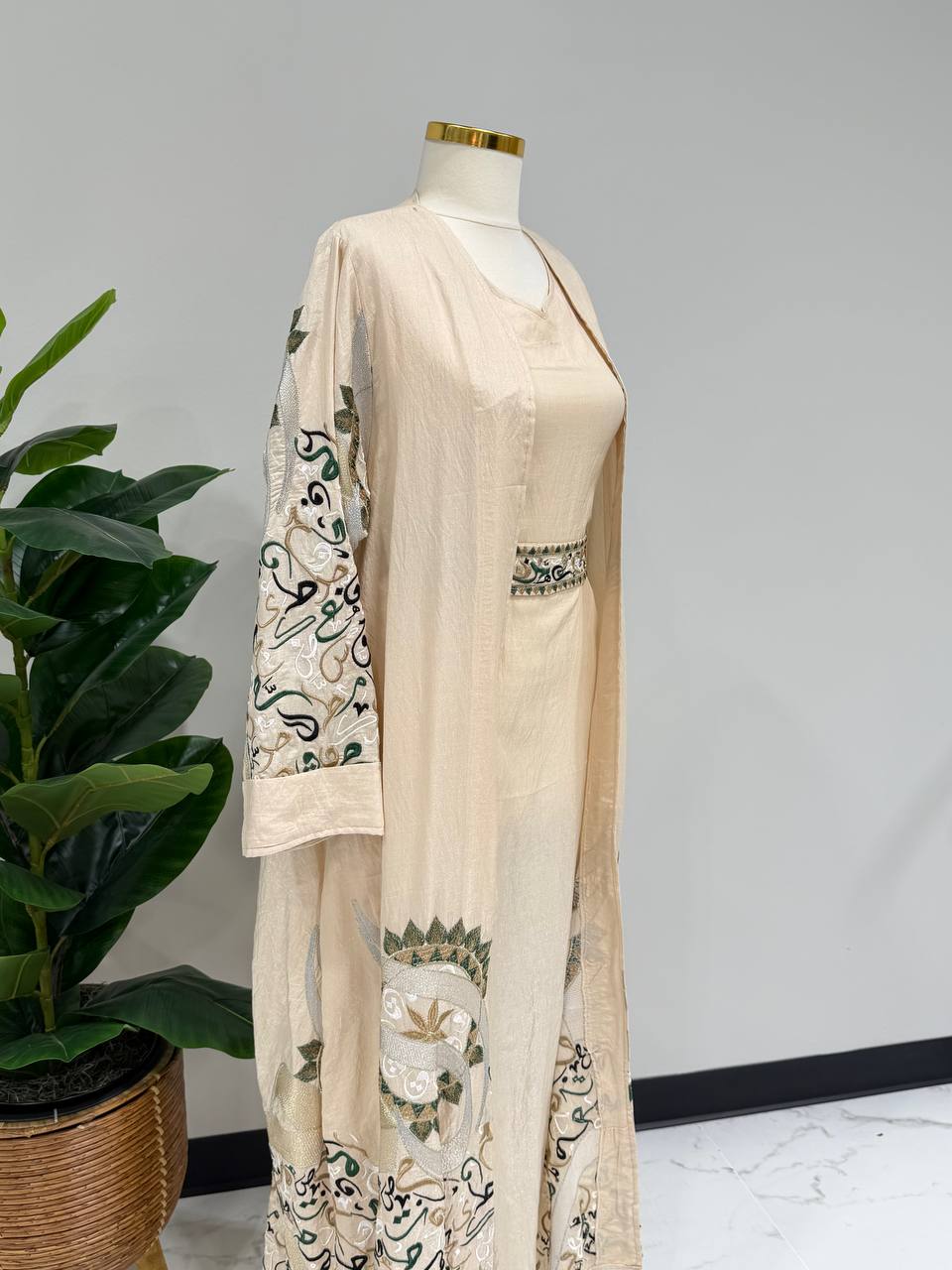 Al Huroof – 3 Piece Organza Linen Abaya