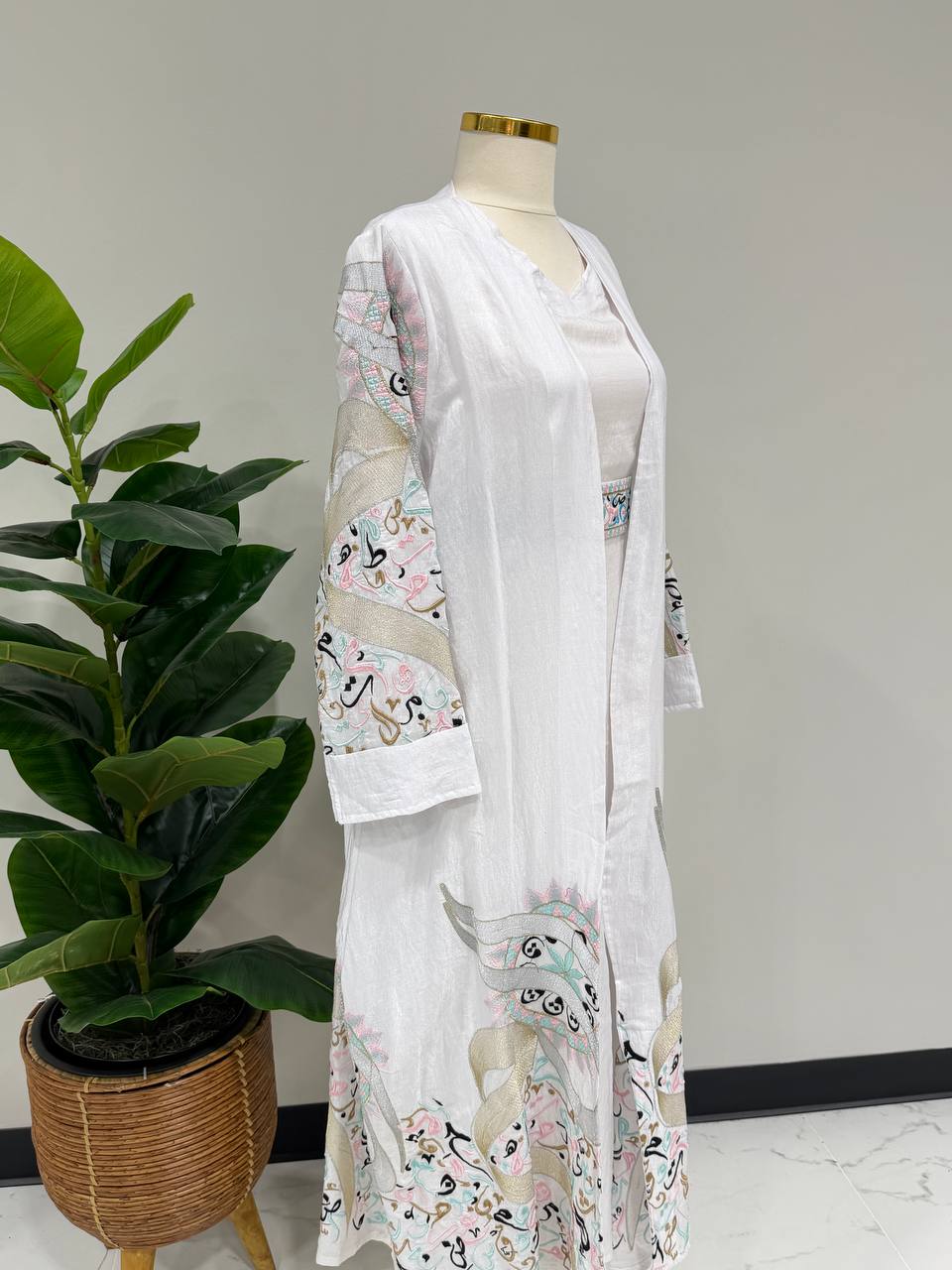 Al Huroof – 3 Piece Organza Linen Abaya