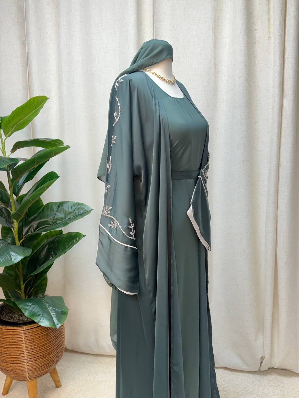 Layali Luxe Abaya Set