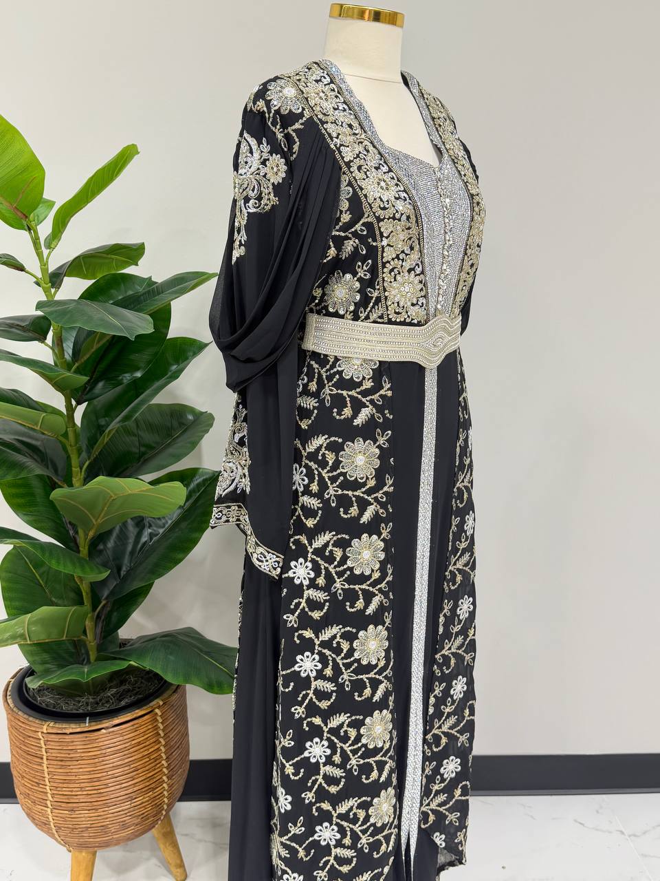 Uranus Royal Caftan