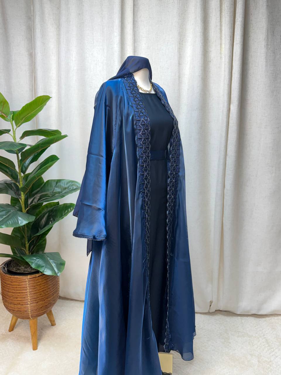 Veloura Organza Abaya
