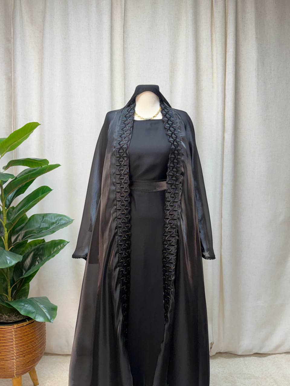 Veloura Organza Abaya