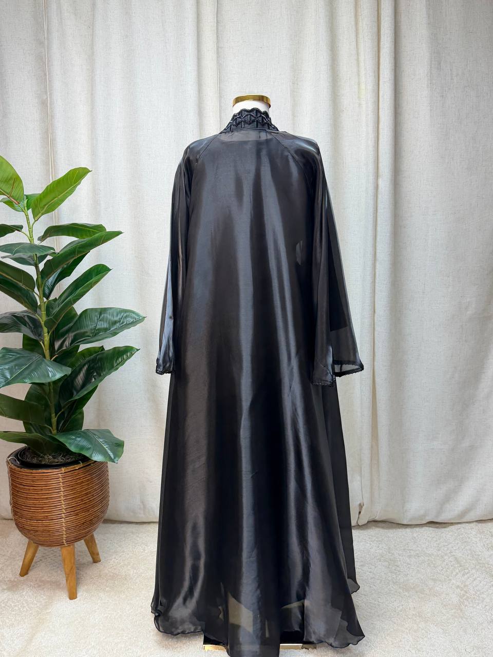 Veloura Organza Abaya
