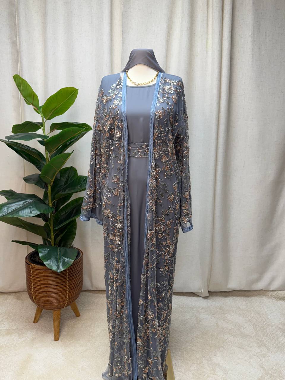 Veloura Royale Abaya Set