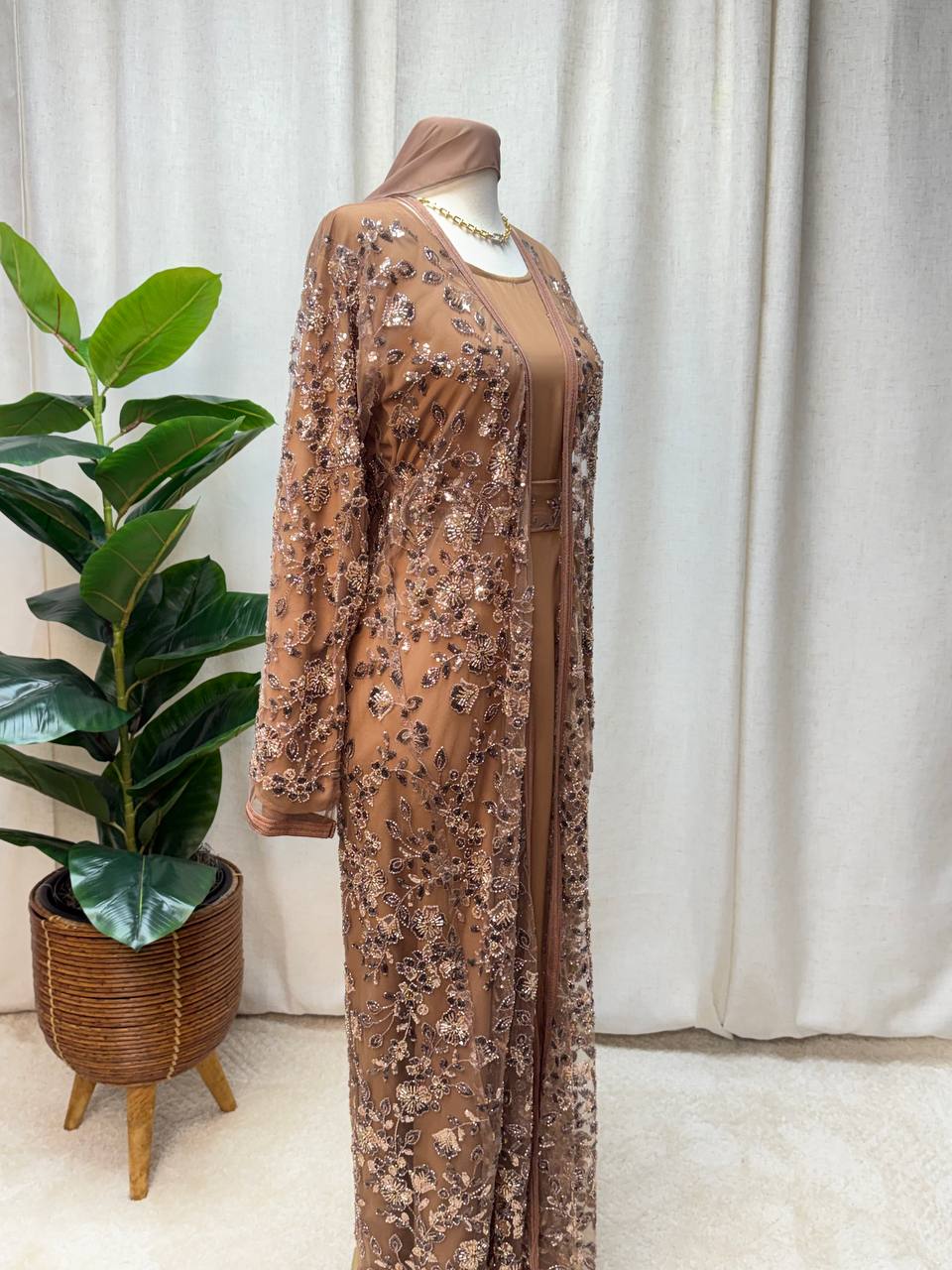 Veloura Royale Abaya Set