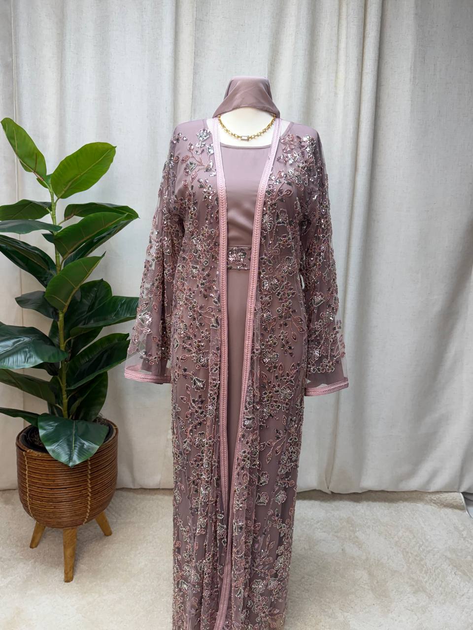 Veloura Royale Abaya Set