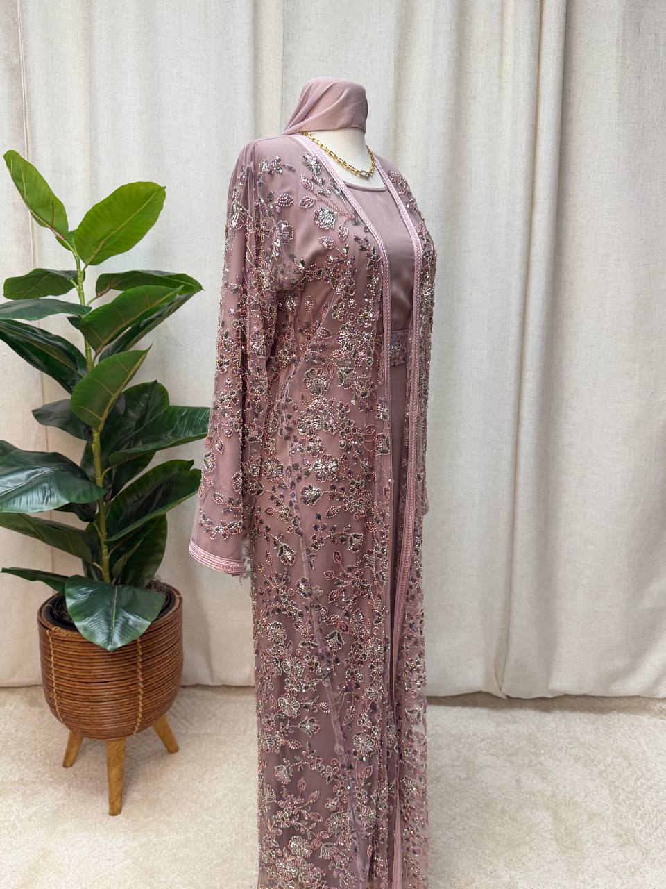 Veloura Royale Abaya Set