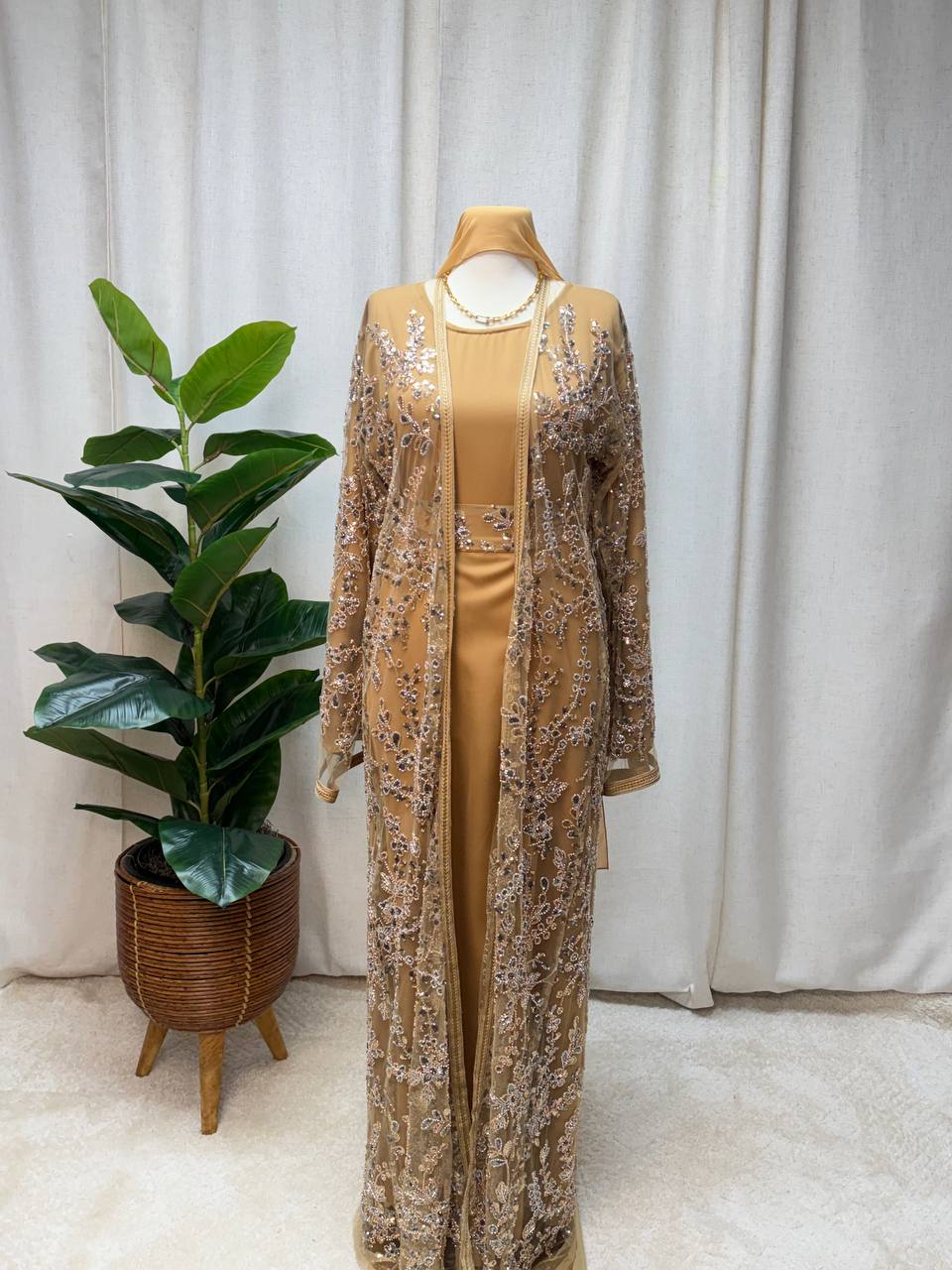 Veloura Royale Abaya Set