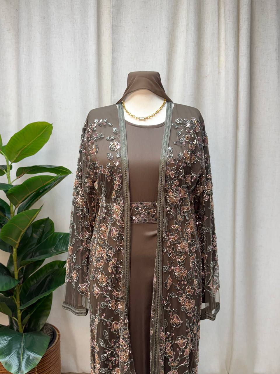 Veloura Royale Abaya Set