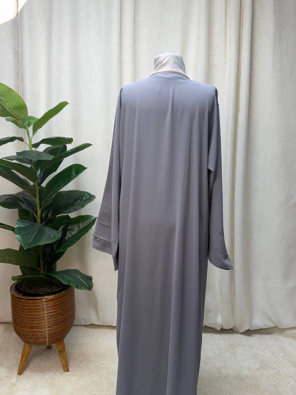Celeste Ember Abaya