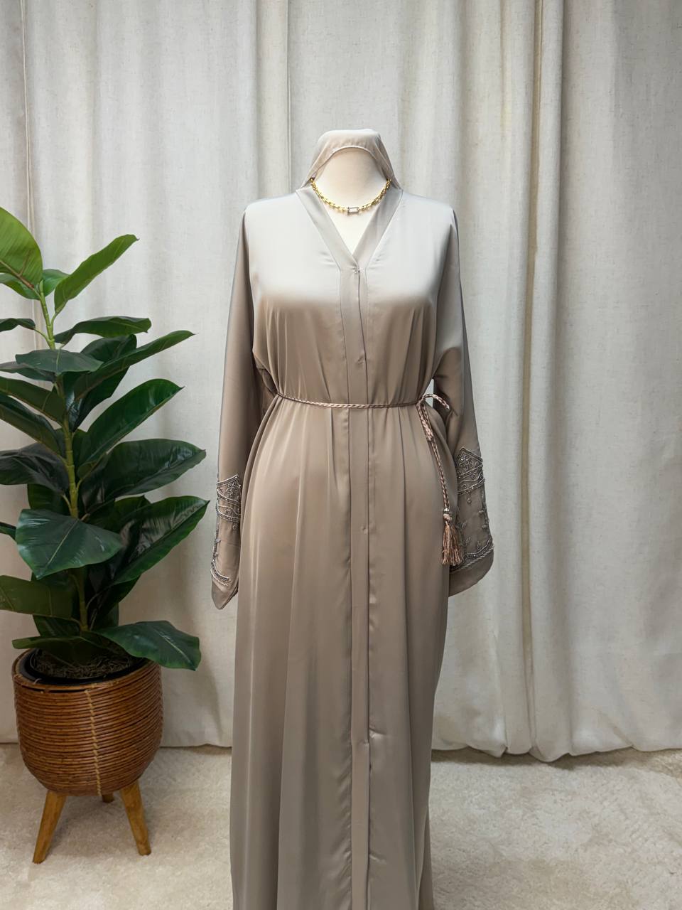 Luna Grace Abaya