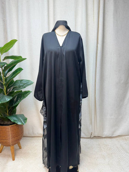 Noir Bloom Open Abaya