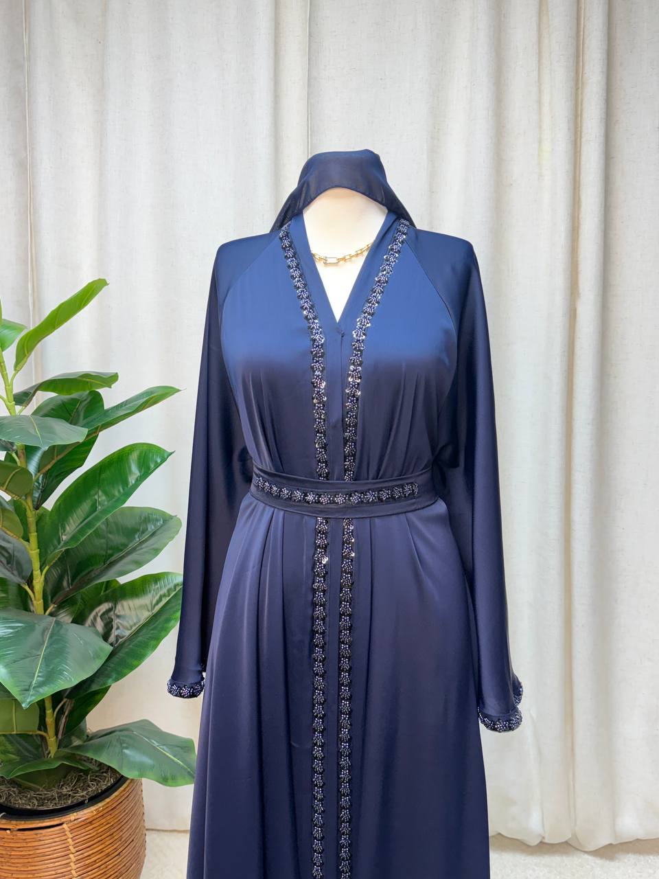 Veloura Luxe Abaya