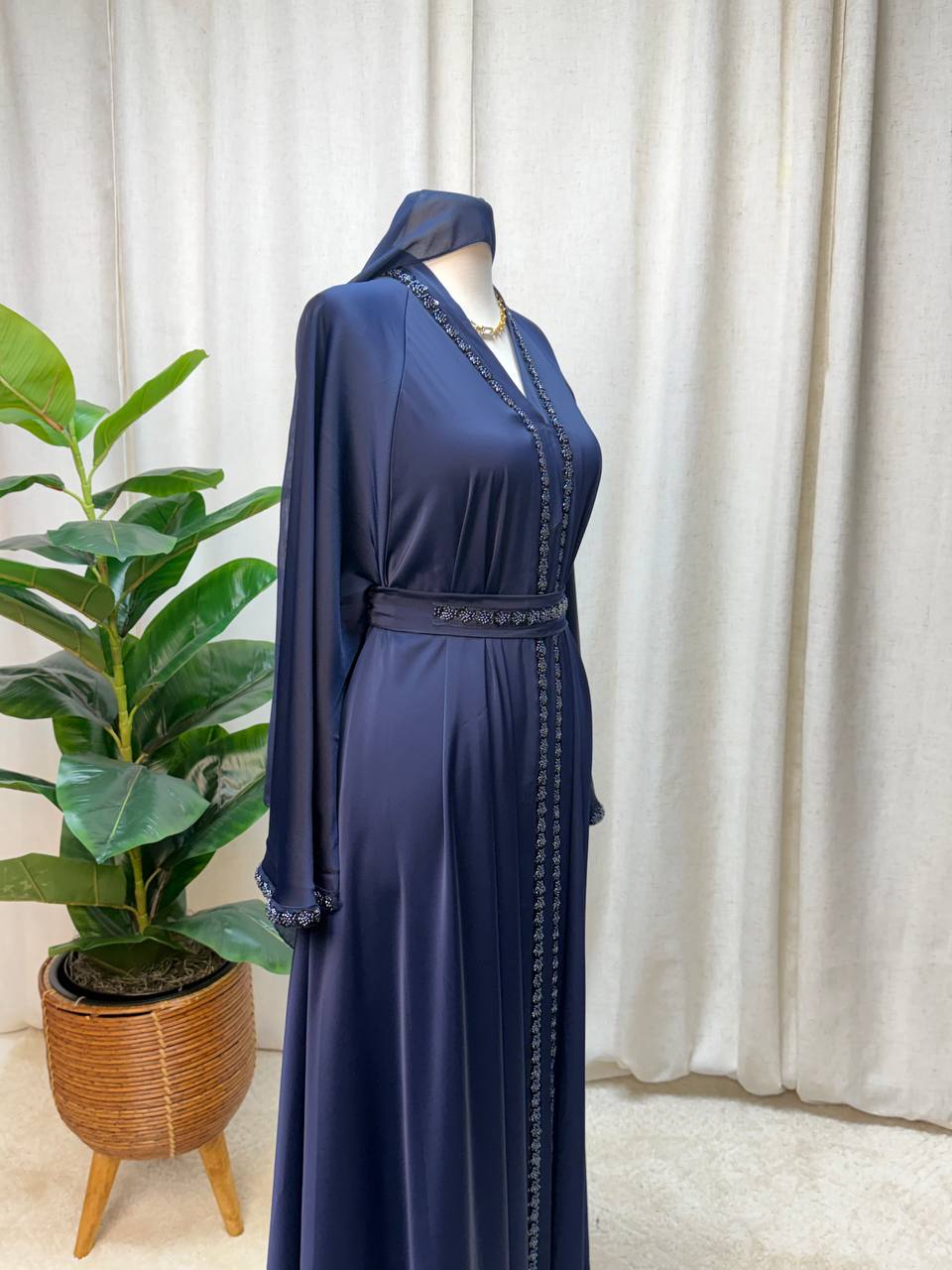 Veloura Luxe Abaya