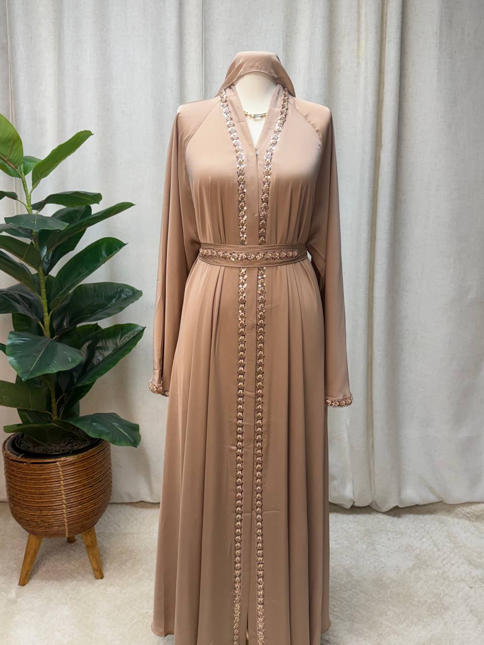 Veloura Luxe Abaya