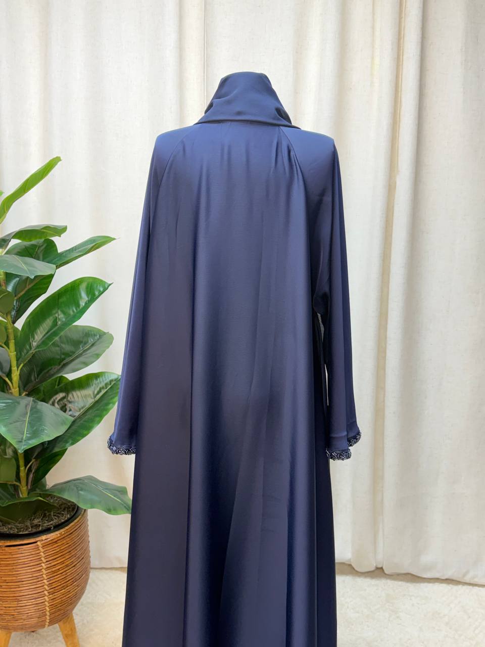 Veloura Luxe Abaya