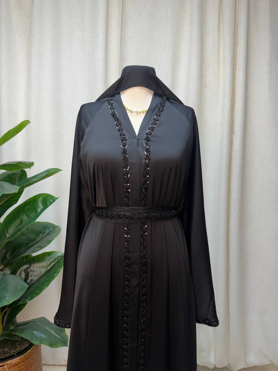 Veloura Luxe Abaya