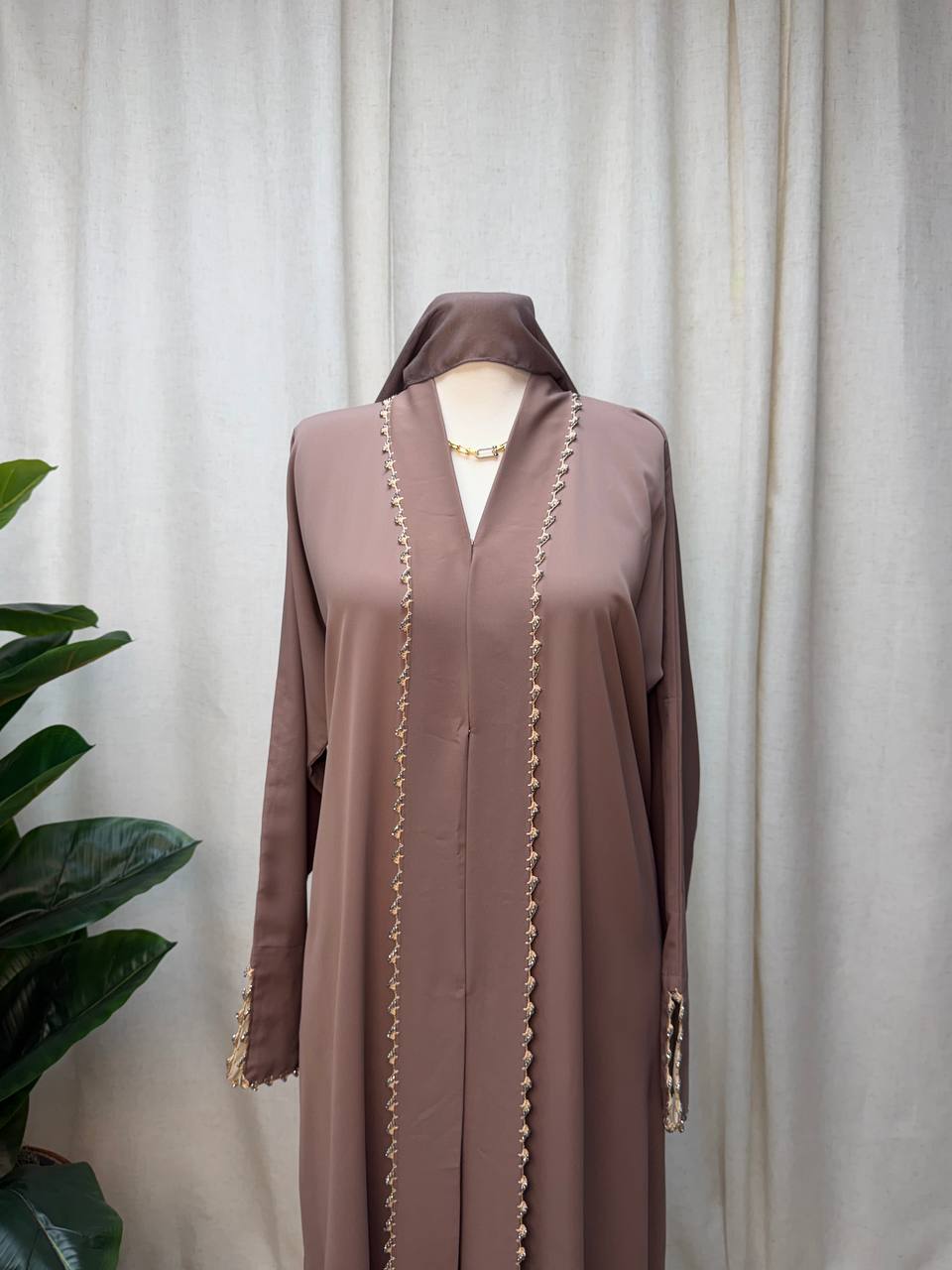 Veloura Edge Abaya