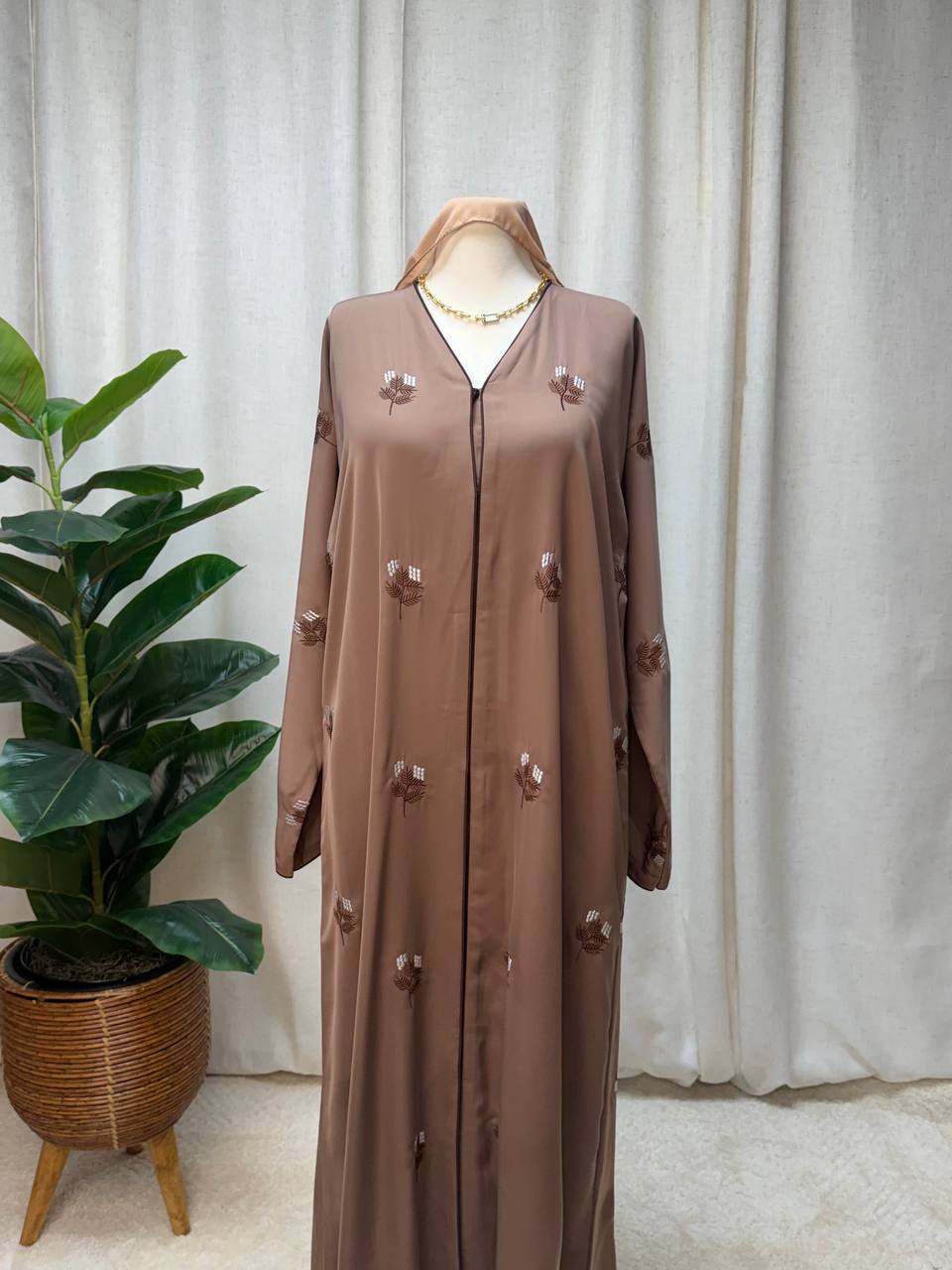 Noura Loom Abaya