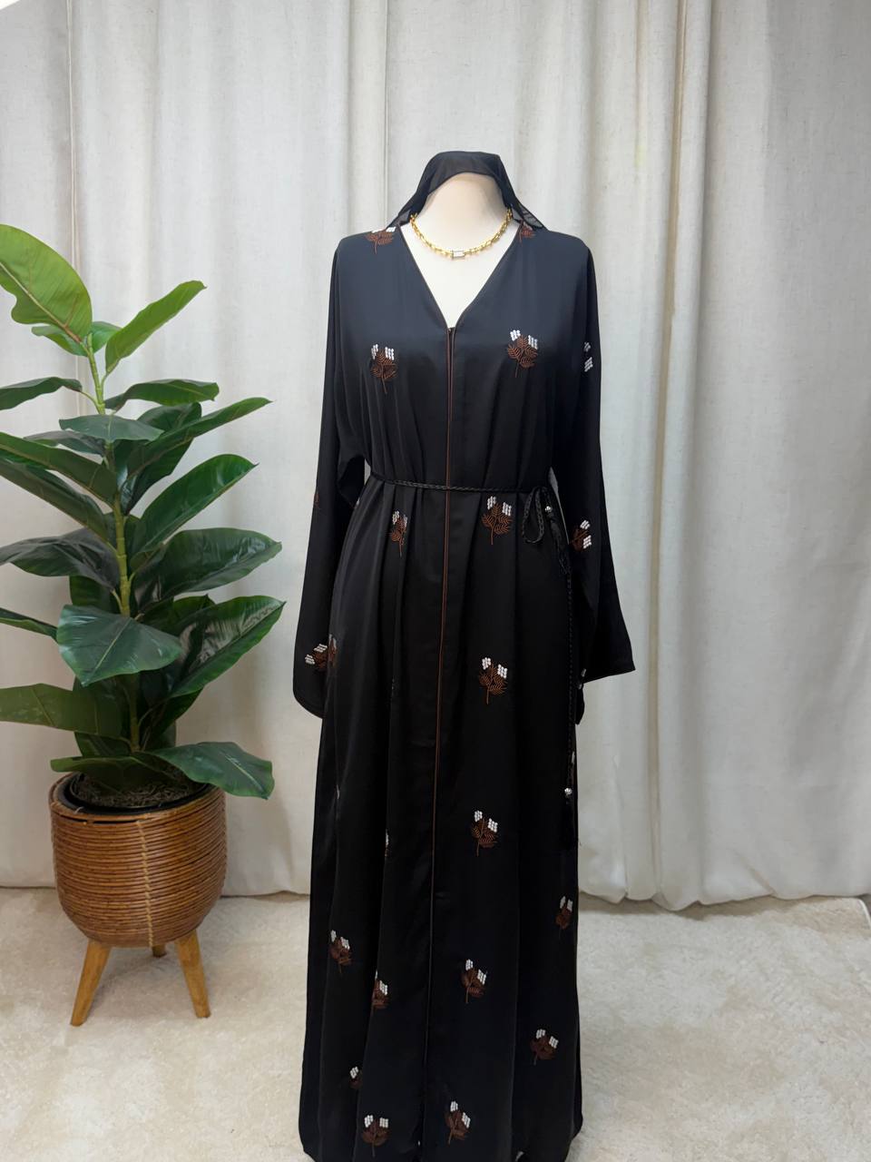 Noura Loom Abaya