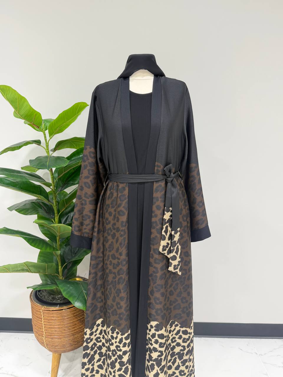 Wild Noir Abaya Set