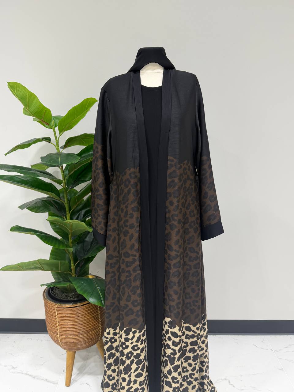 Wild Noir Abaya Set