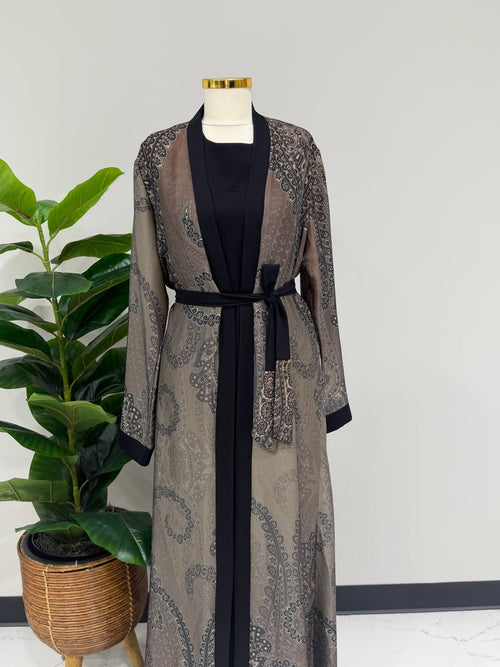 Desert Noir Abaya Set
