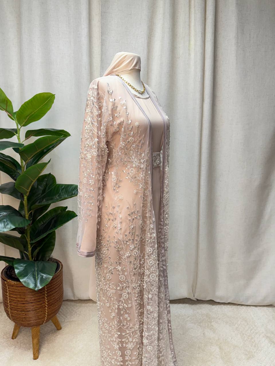Pearl Veil Abaya