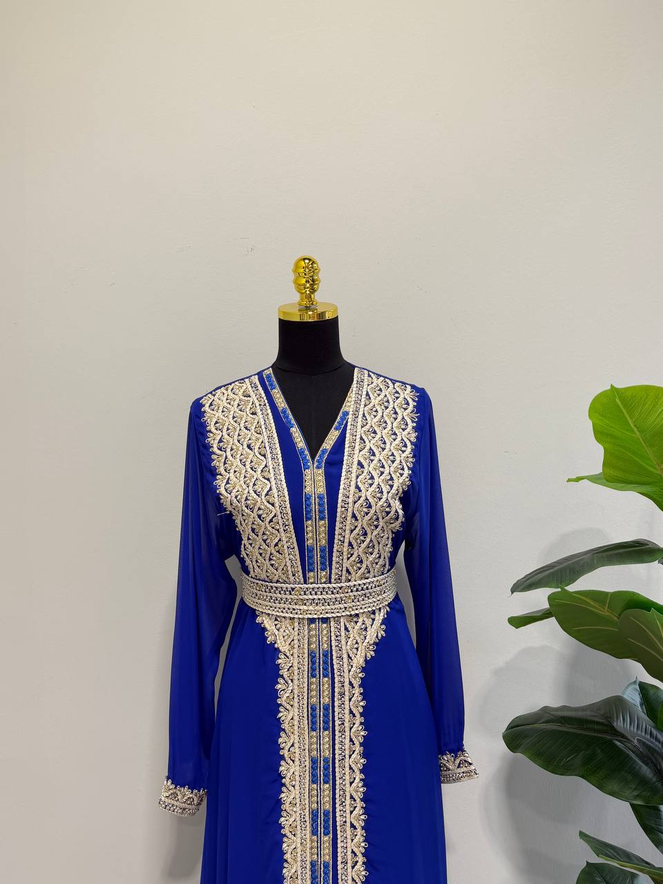Caftan zena– Hand-Emroidered Moroccan Chiffon Caftan