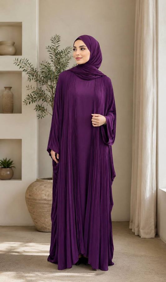 Amira Pleated Bisht Abaya