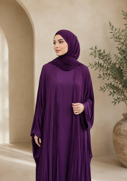 Amira Pleated Bisht Abaya