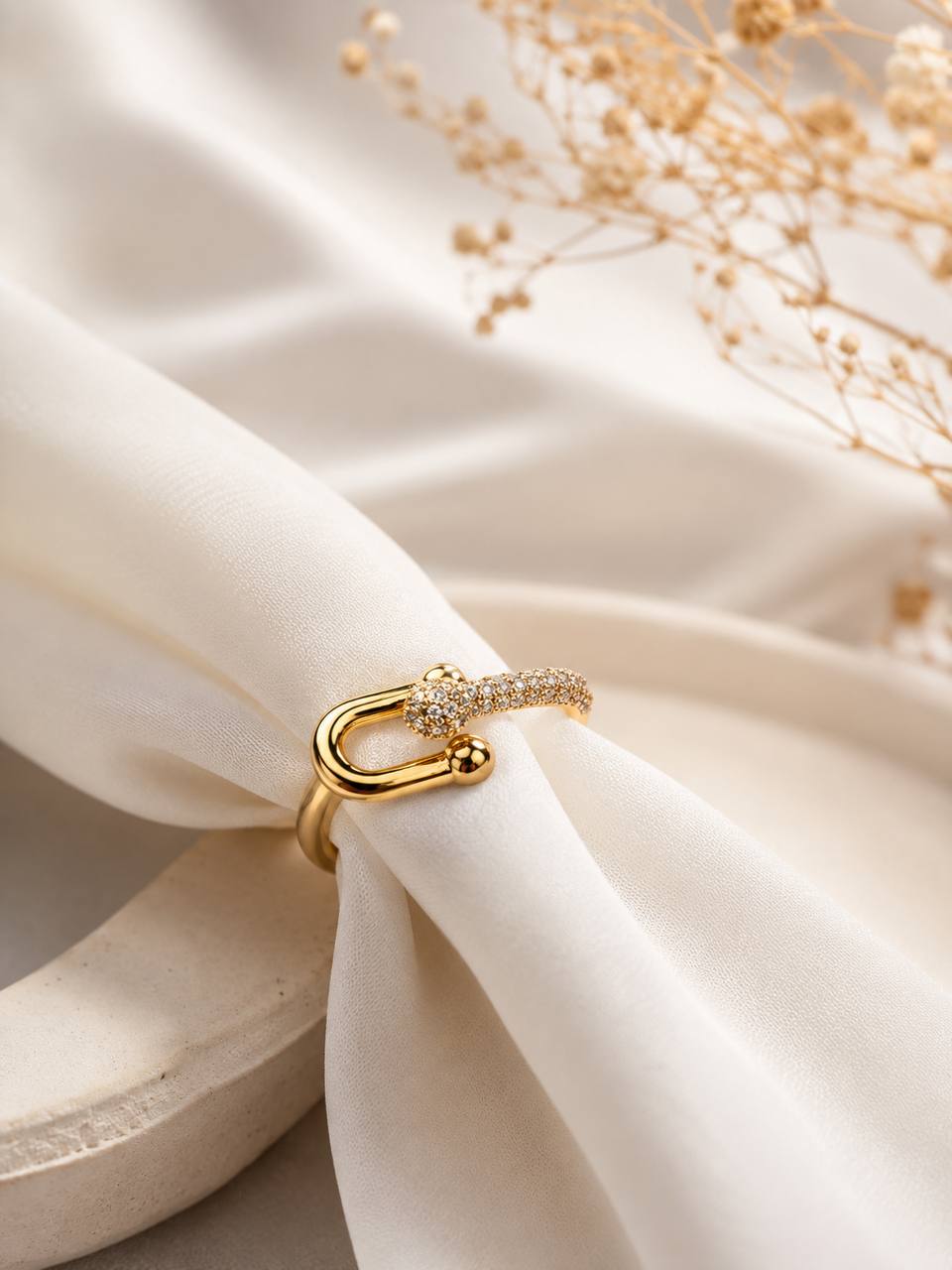 Amara Adjustable Ring